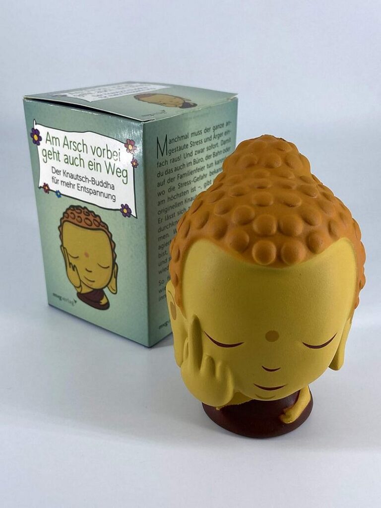 Am Arsch vorbei - Knautsch-Buddha mit Box